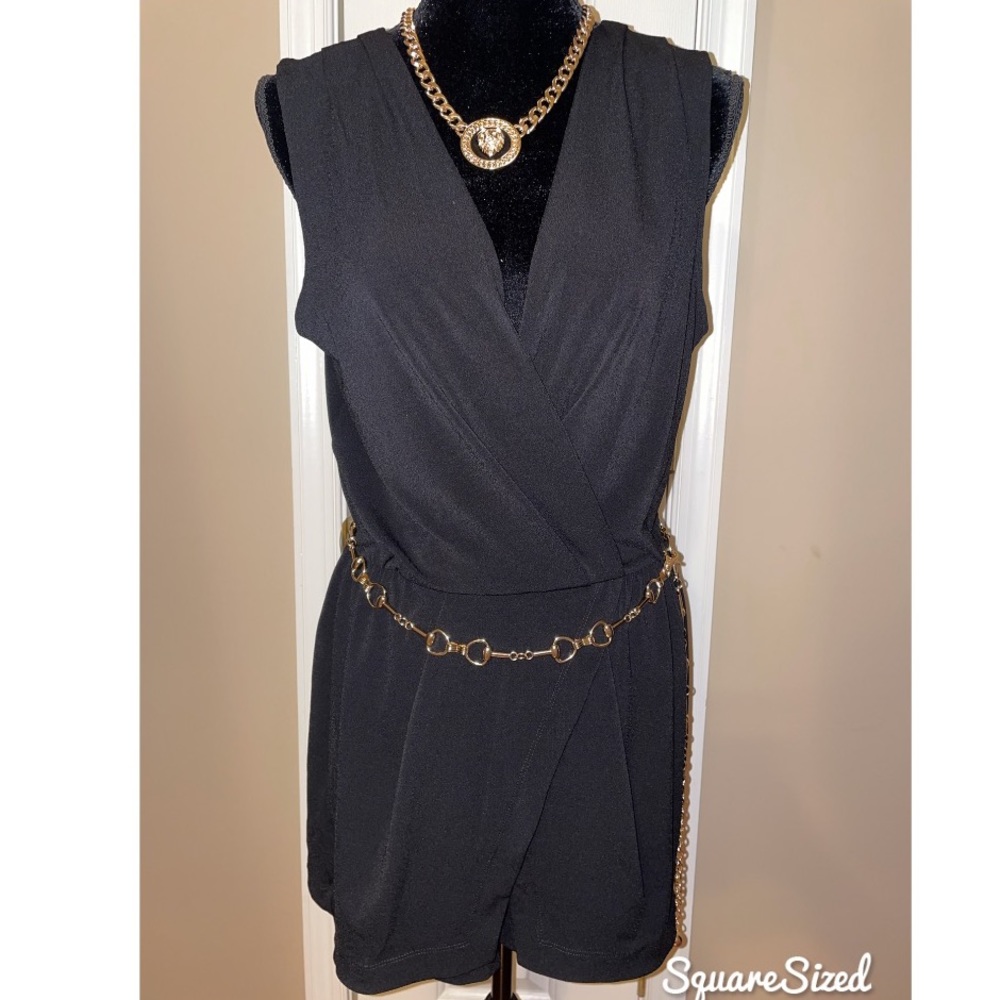 🆕BCBGeneration Shorts Romper🆕